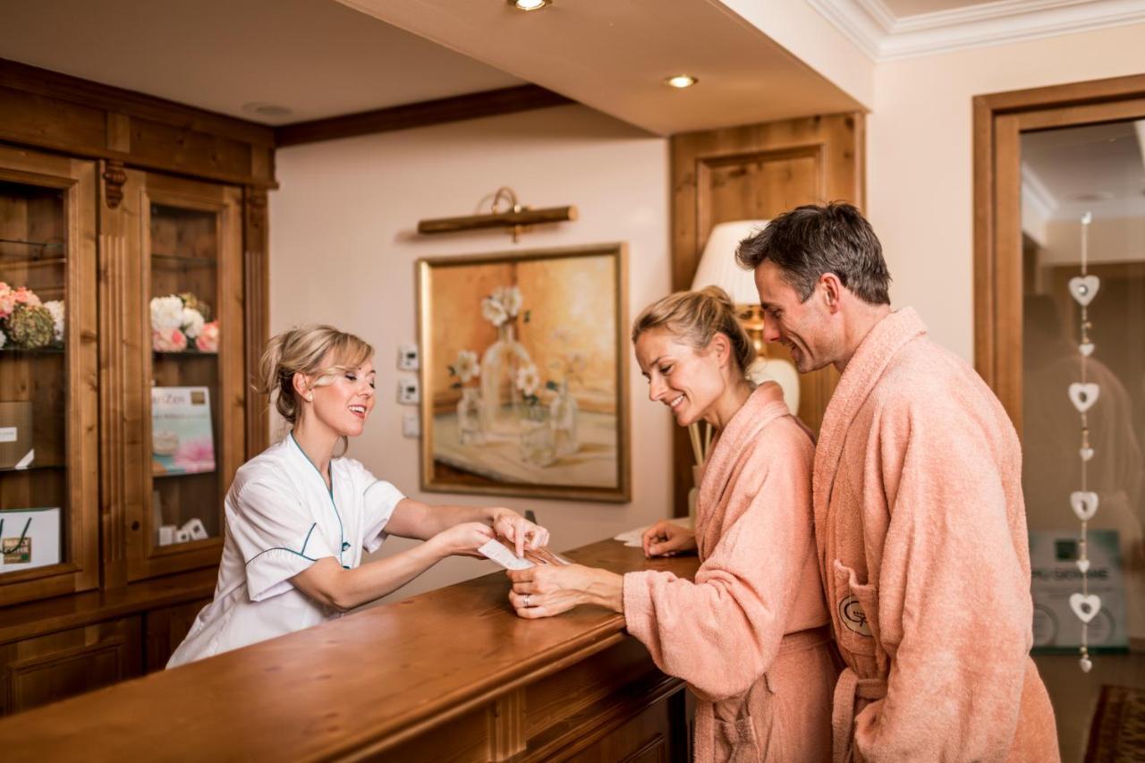 Hotel Genziana Selva di Val Gardena Eksteriør bilde